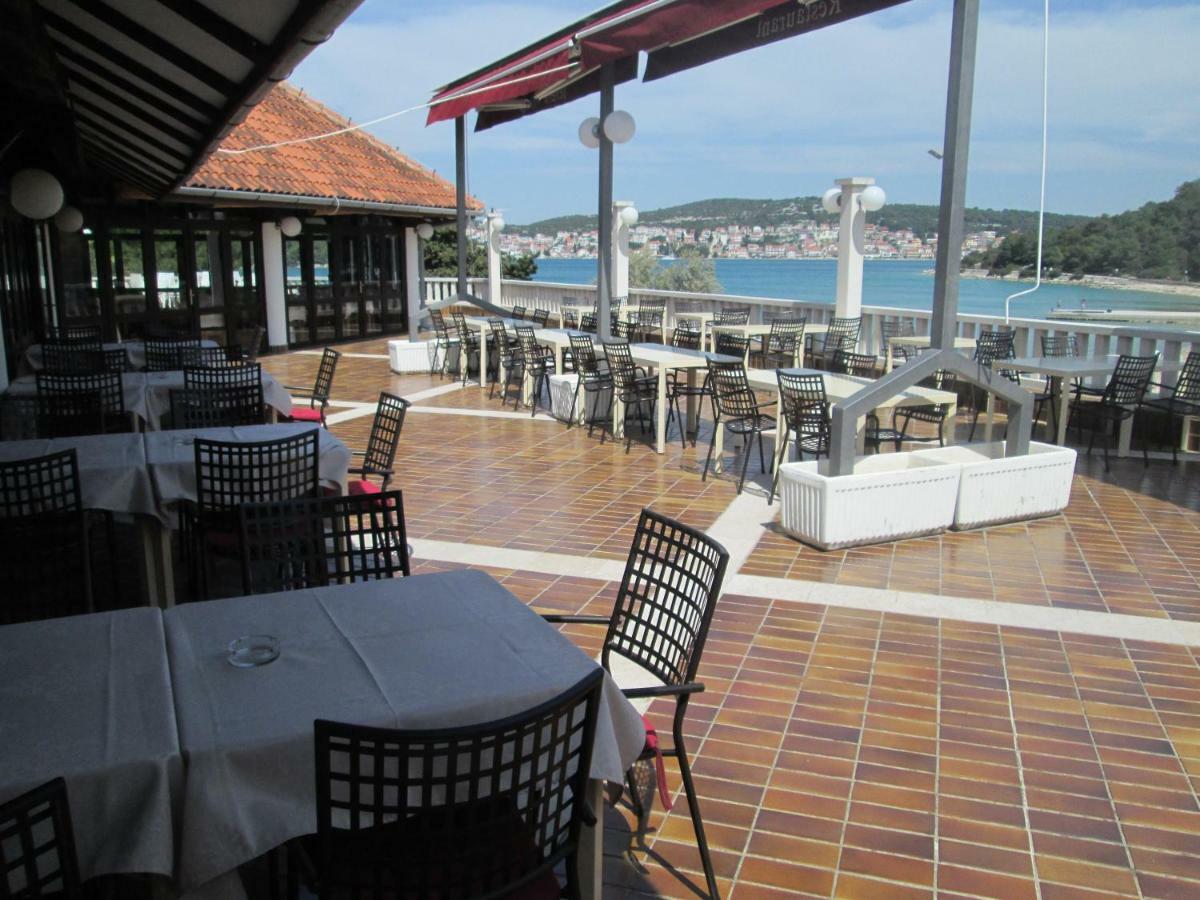 Mobile Home Pearl Of Murter Jezera Εξωτερικό φωτογραφία