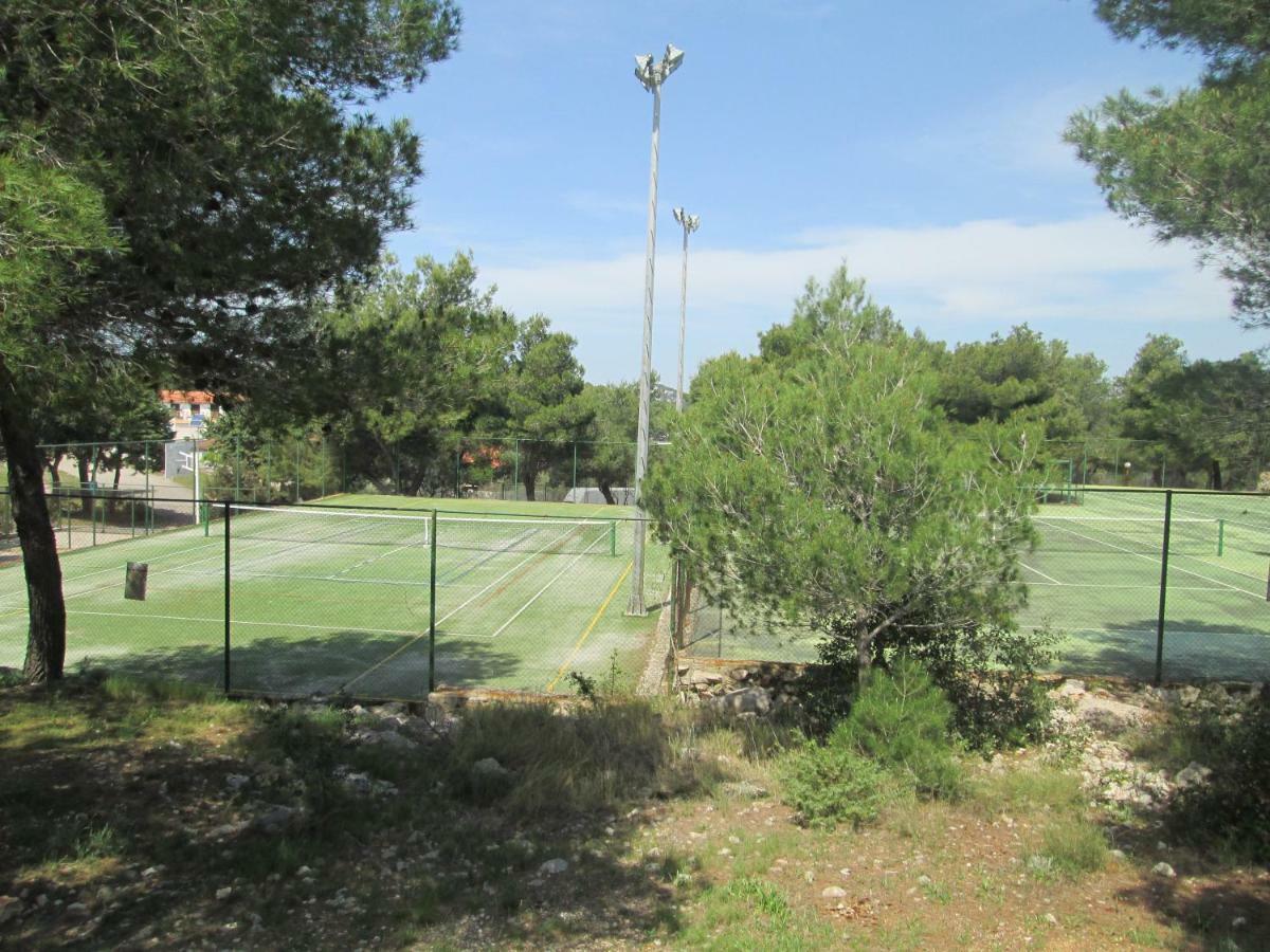 Mobile Home Pearl Of Murter Jezera Εξωτερικό φωτογραφία