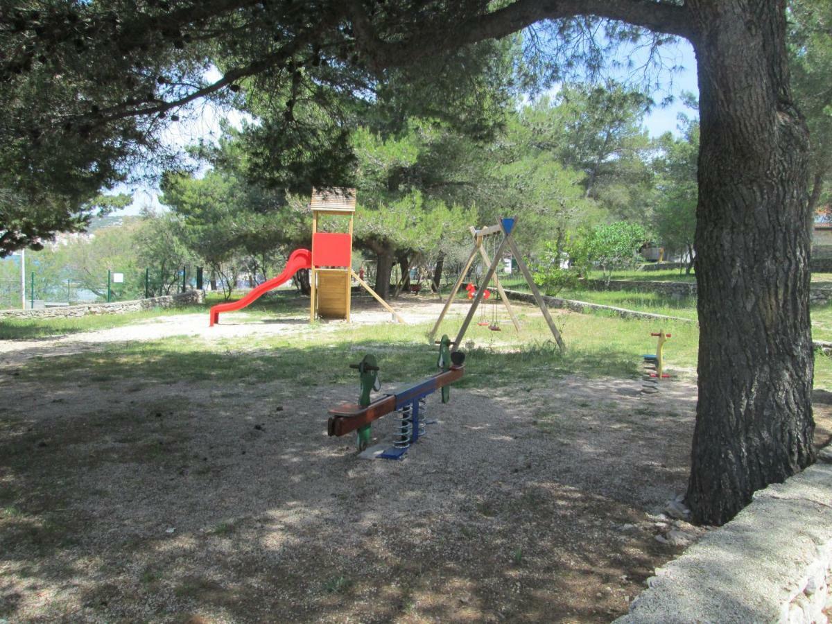 Mobile Home Pearl Of Murter Jezera Εξωτερικό φωτογραφία