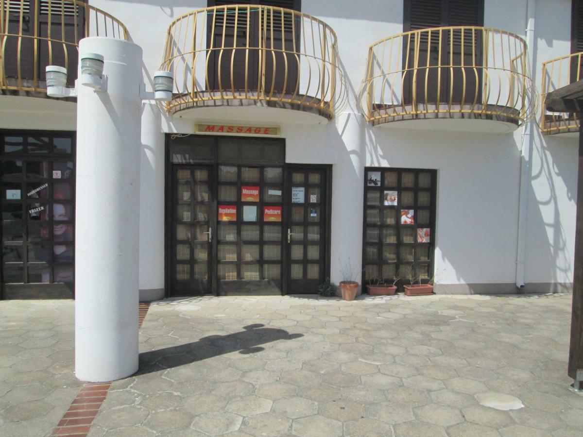 Mobile Home Pearl Of Murter Jezera Εξωτερικό φωτογραφία