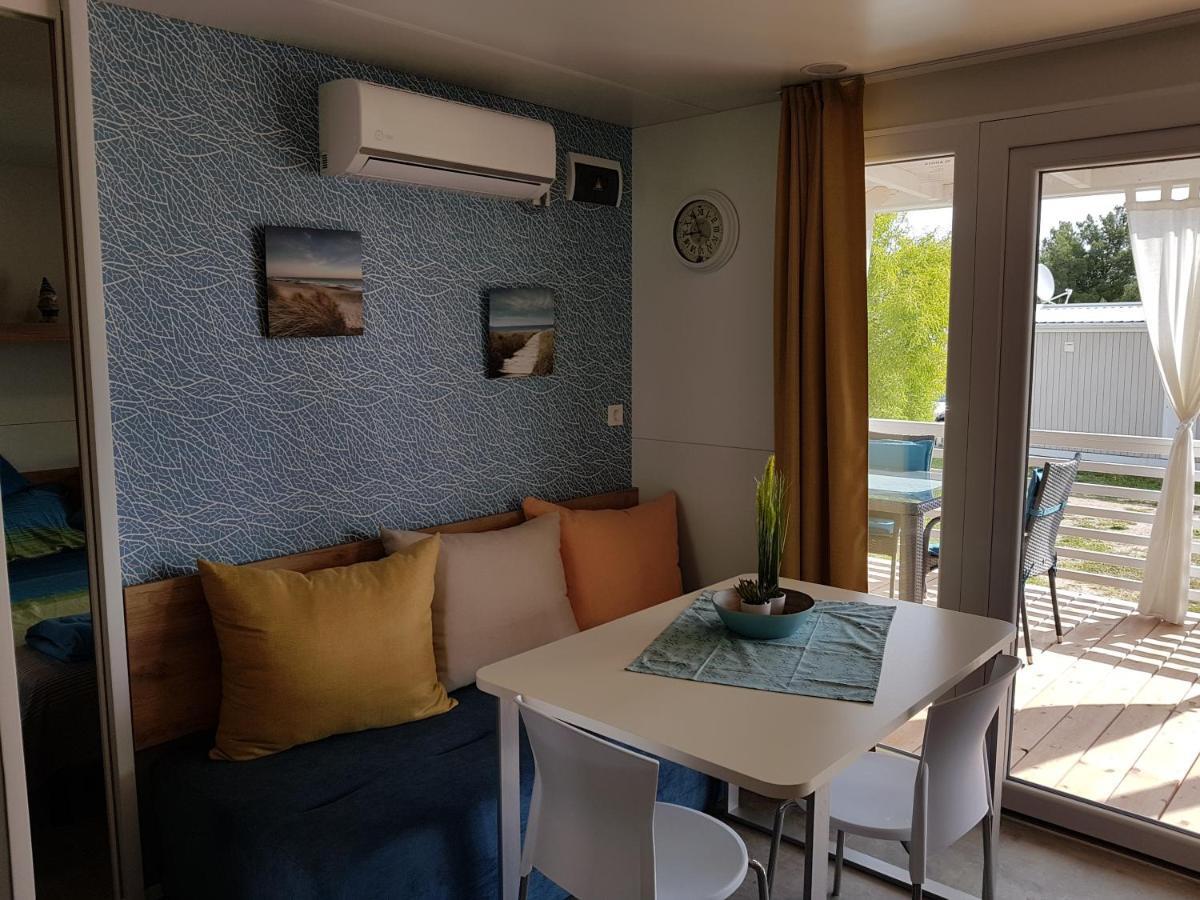Mobile Home Pearl Of Murter Jezera Εξωτερικό φωτογραφία